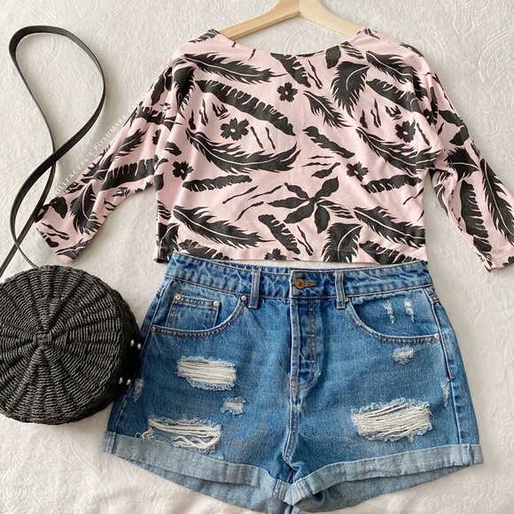 Vintage Tops - Vintage Cropped Tropical Leaf Top